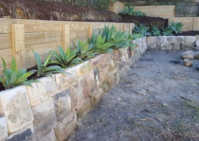retaining wall construction Mona Vale