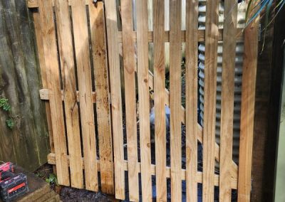 timber side gates Northern Beaches